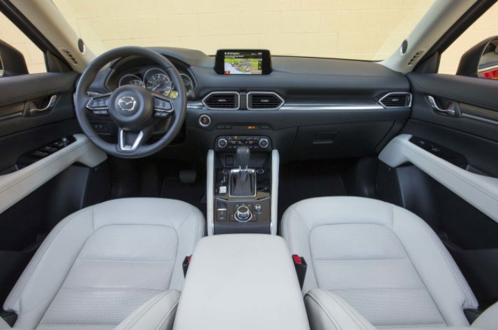 Honda CR-V và Mazda CX-5 - cuộc so kè khốc liệt